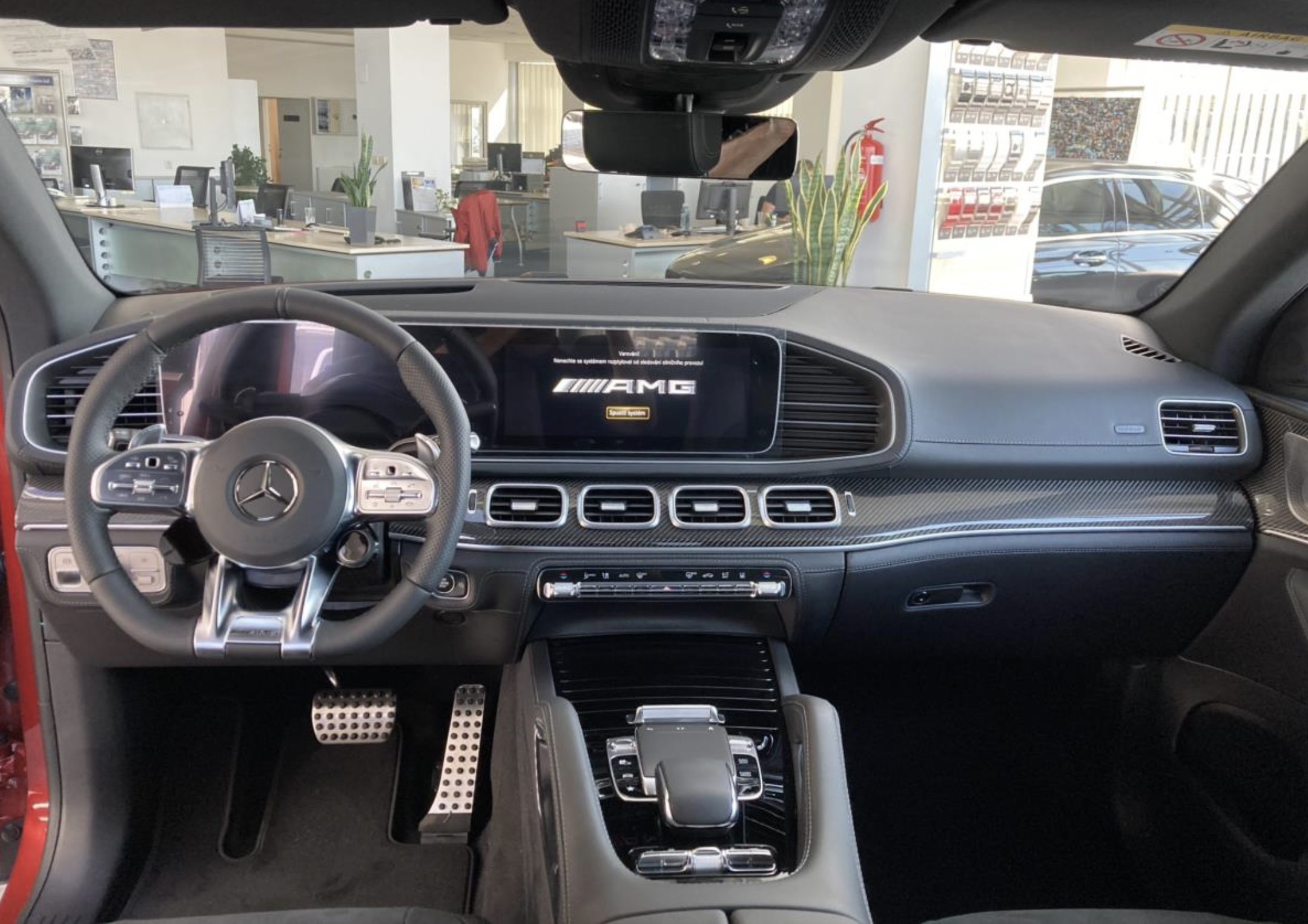 Mercedes GLE coupé 53 AMG | nové auto skladem | max výbava | červená hyacinth |sportovní luxusní SUV coupé | nákup online AUTOiBUY.com